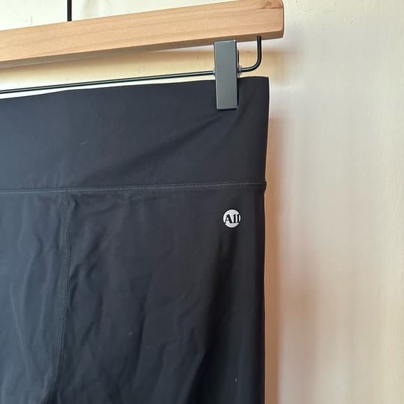 Bandier All Access Black Center Stage Leggings NWT - Picture 7 of 11